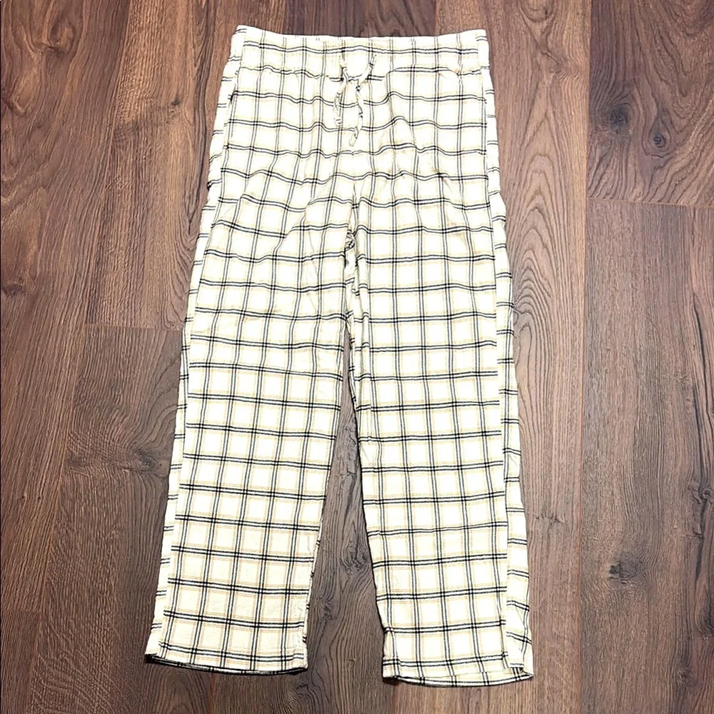 Hollister Sleep Set pajama pants and Must-Have Grey Tee -great condition!! M - Picture 4 of 9